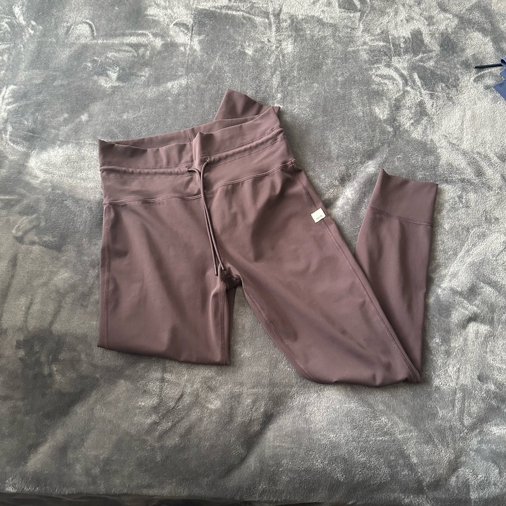 Vuori Daily leggings
